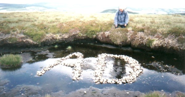 A strange sign on Cnoc Ceislein (photo: Dorothy Wilson)